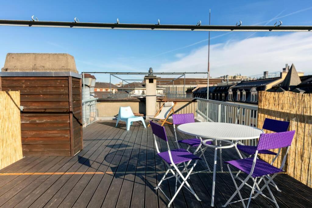 Cozy With Roof Terrace For 3 Zurigo